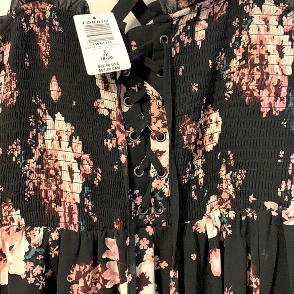 Torrid Black Floral Print Chiffon Smock - Picture 4 of 5